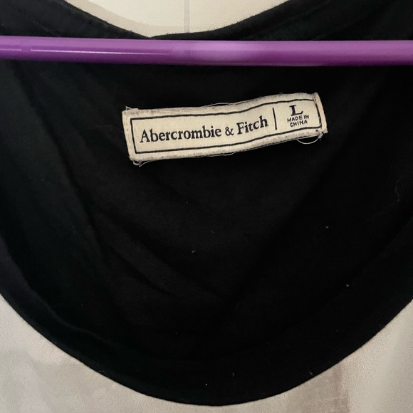 Abercrombie and Fitch Graphic Tunic T-Shirt - Picture 5 of 8